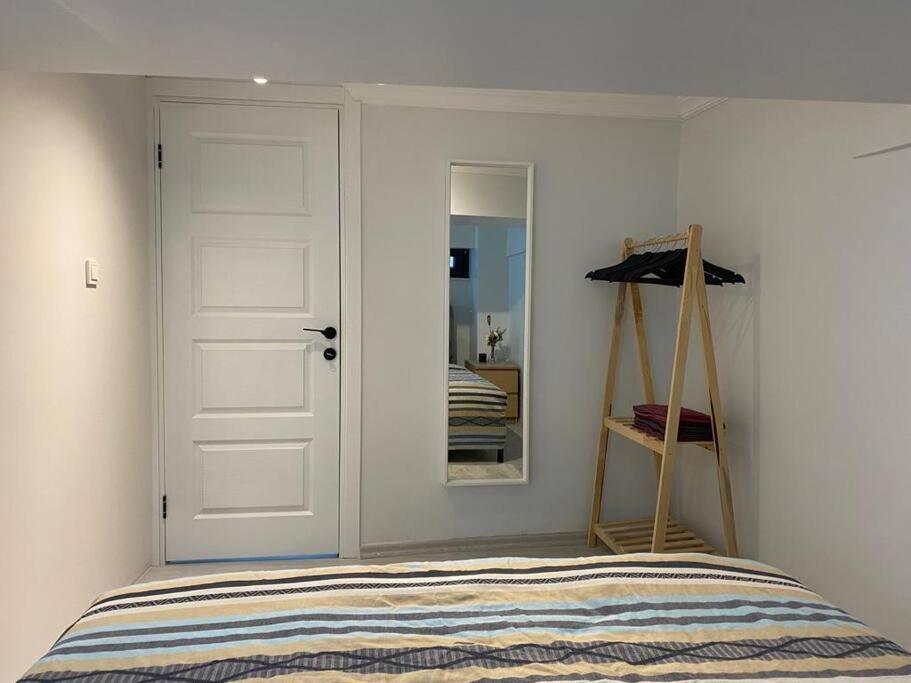 Renovated 2br Near Metro Daire İstanbul