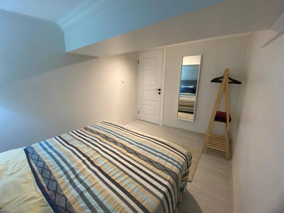 Renovated 2br Near Metro Daire İstanbul