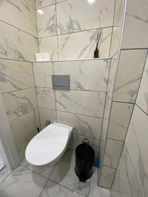 Renovated 2br Near Metro Daire
